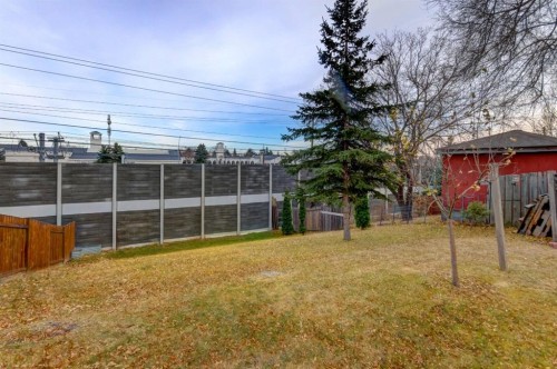 628 Cantrell Drive Sw, Calgary, AB - Outdoor