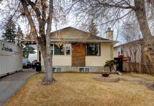 628 Cantrell Drive Sw, Calgary, AB - Outdoor