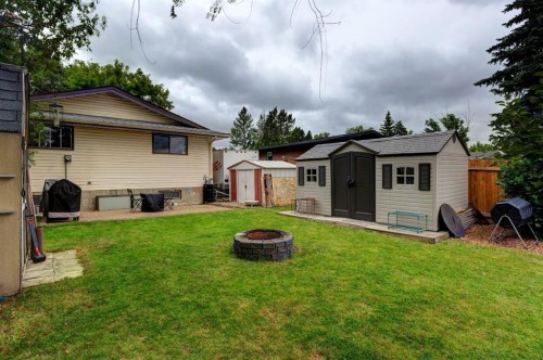 628 Cantrell Drive Sw, Calgary, AB - Outdoor