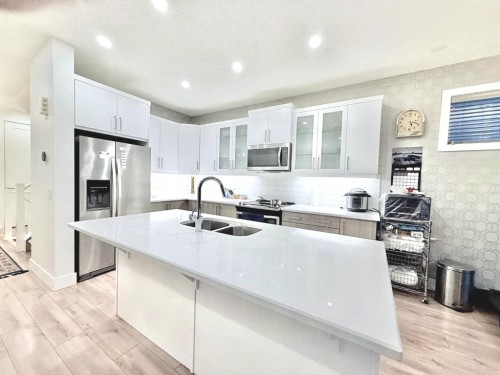 148 Carrington Circle Nw, Calgary, AB 