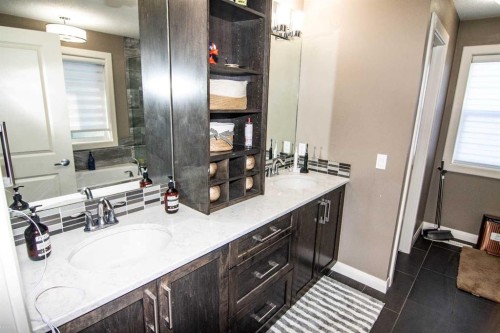 134 Redstone Park Ne, Calgary, AB - Indoor Photo Showing Bathroom