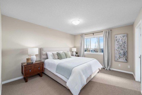 194 Kincora Glen Rise Nw, Calgary, AB - Indoor Photo Showing Bedroom