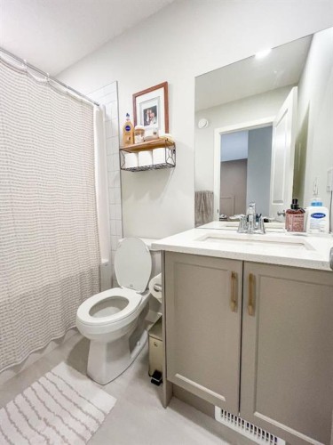 1584 Rangeview Drive Se, Calgary, AB 