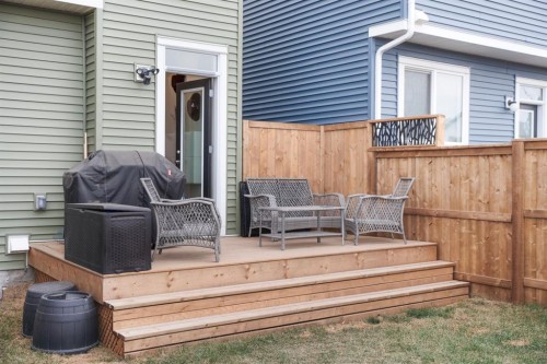 1584 Rangeview Drive Se, Calgary, AB 