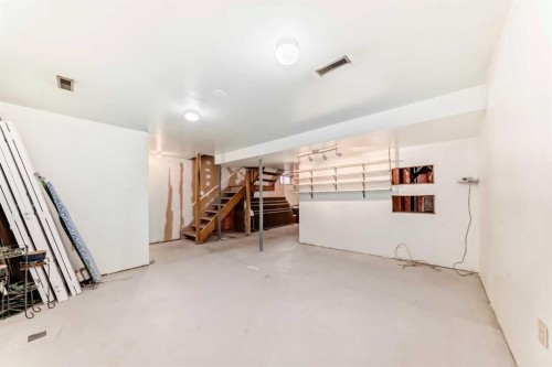 79 Aberdare Road Ne, Calgary, AB - Indoor