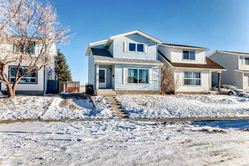 79 Aberdare Road Ne, Calgary, AB - Outdoor With Facade