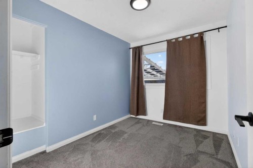 33 Sunhurst Crescent Se, Calgary, AB 