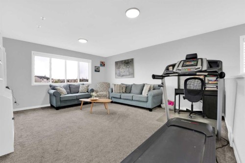2101 Luxstone Boulevard Sw, Airdrie, AB - Indoor