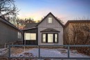 1022 18 Avenue, Calgary, AB  - Outdoor 