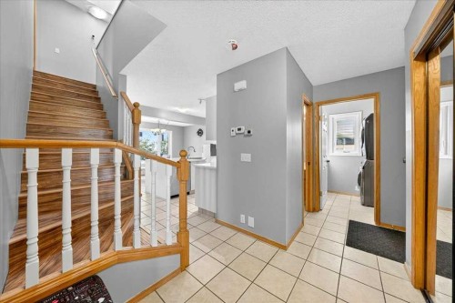 64 Macewan Park Rise Nw, Calgary, AB - Indoor Photo Showing Other Room