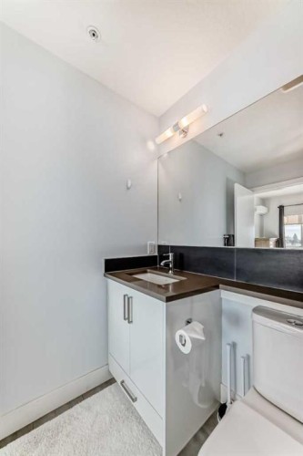 304-1521 26 Avenue Sw, Calgary, AB - Indoor