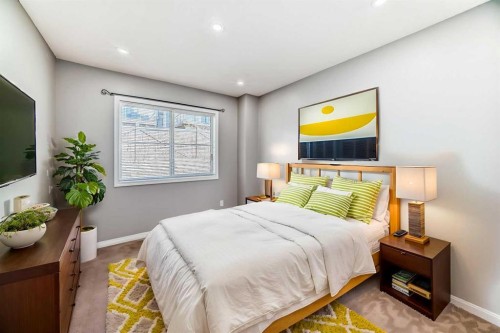95 Hidden Creek Rise Nw, Calgary, AB - Indoor Photo Showing Bedroom