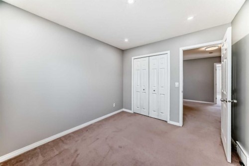 95 Hidden Creek Rise Nw, Calgary, AB - Indoor Photo Showing Other Room