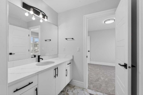 98 Waterford Crescent, Chestermere, AB - Indoor Photo Showing Bathroom