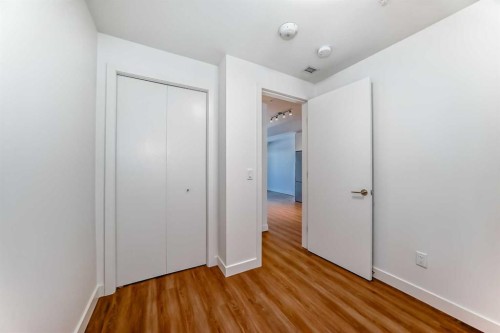 1012-730 2 Street Sw, Calgary, AB - Indoor Photo Showing Other Room