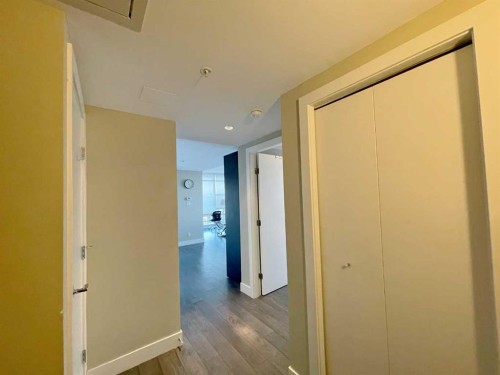 1502-1122 3 Street Se, Calgary, AB - Indoor Photo Showing Other Room