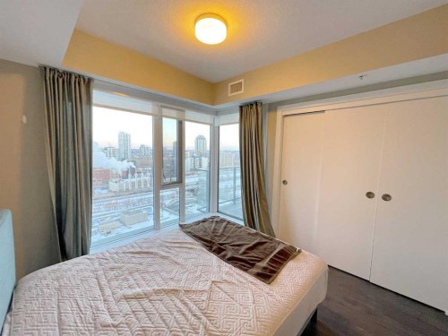 1502-1122 3 Street Se, Calgary, AB - Indoor Photo Showing Bedroom