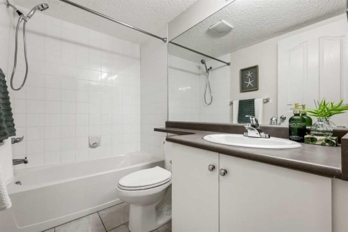 1208-2395 Eversyde Avenue Sw, Calgary, AB - Indoor Photo Showing Bathroom