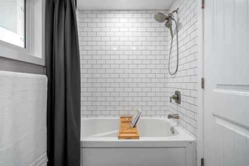 48 Marbank Place Ne, Calgary, AB - Indoor Photo Showing Bathroom