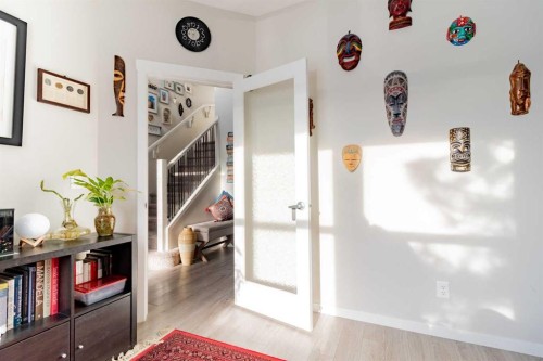 178 Livingston Avenue Ne, Calgary, AB - Indoor Photo Showing Other Room