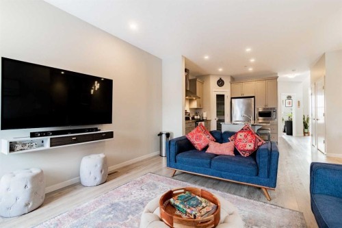 178 Livingston Avenue Ne, Calgary, AB - Indoor Photo Showing Living Room