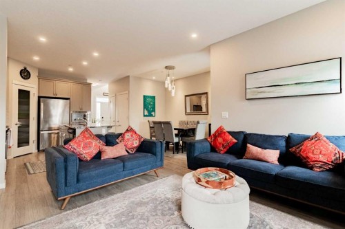 178 Livingston Avenue Ne, Calgary, AB - Indoor Photo Showing Living Room
