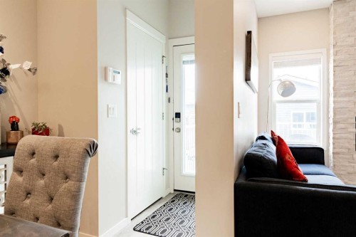 178 Livingston Avenue Ne, Calgary, AB - Indoor Photo Showing Other Room