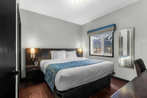 322-901 Mountain Street, Canmore, AB - Indoor Photo Showing Bedroom