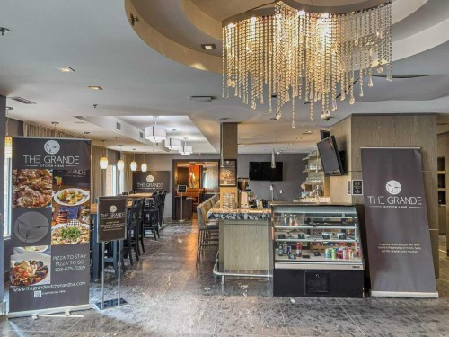 322-901 Mountain Street, Canmore, AB - Indoor Photo Showing Other Room