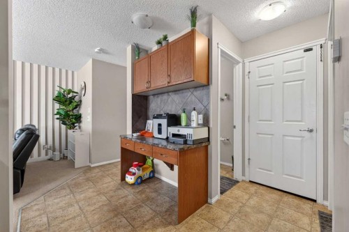 106 Saddlecrest Crescent Ne, Calgary, AB - Indoor