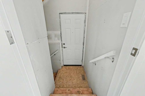 219 Herron Landing Ne, Calgary, AB - Indoor Photo Showing Other Room