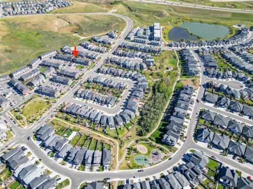 130 Cranbrook Square Se, Calgary, AB -  With View