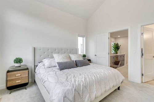 156 Crestridge Common Sw, Calgary, AB - Indoor Photo Showing Bedroom