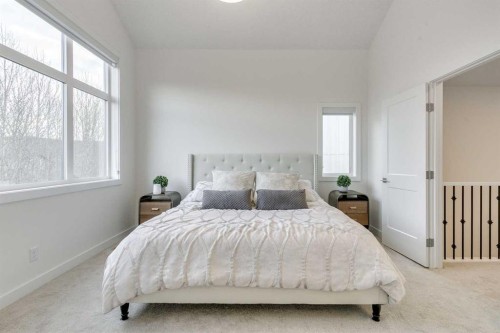156 Crestridge Common Sw, Calgary, AB - Indoor Photo Showing Bedroom