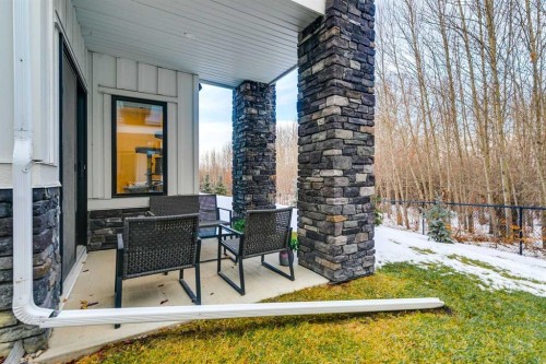 156 Crestridge Common Sw, Calgary, AB - Outdoor