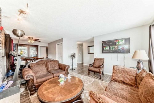 6944 Temple Drive Ne, Calgary, AB - Indoor Photo Showing Living Room