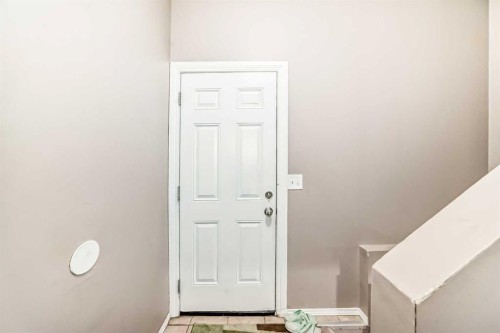 6944 Temple Drive Ne, Calgary, AB - Indoor Photo Showing Other Room