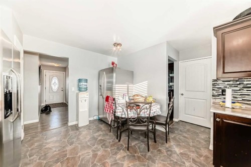 6944 Temple Drive Ne, Calgary, AB - Indoor