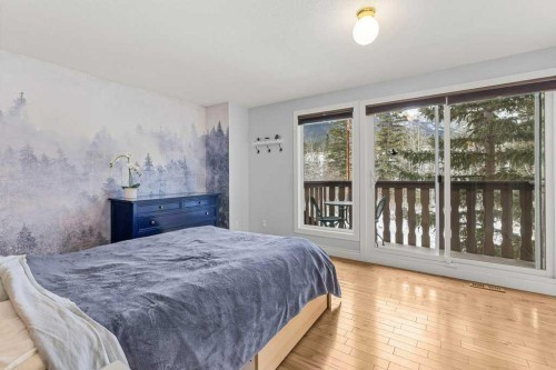 1-1061 Evergreen Circle, Canmore, AB - Indoor Photo Showing Bedroom