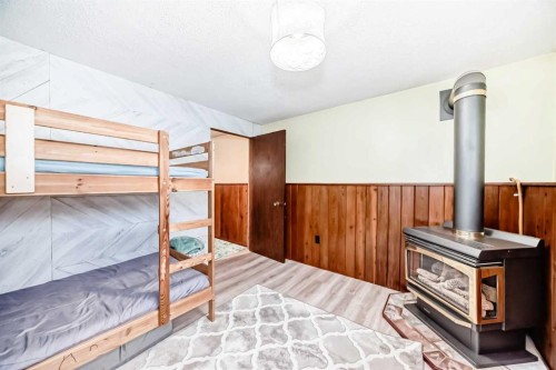 791 Penbrooke Road Se, Calgary, AB - Indoor Photo Showing Other Room