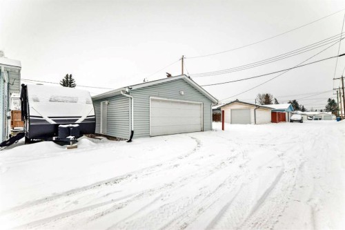 791 Penbrooke Road Se, Calgary, AB - Outdoor With Exterior