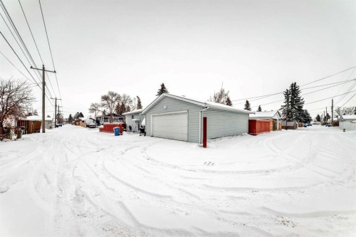 791 Penbrooke Road Se, Calgary, AB - Outdoor