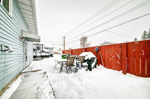 791 Penbrooke Road Se, Calgary, AB - Outdoor