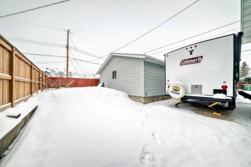 791 Penbrooke Road Se, Calgary, AB - Outdoor