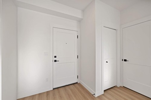 7322-1802 Mahagony Boulevard Se, Calgary, AB - Indoor Photo Showing Other Room