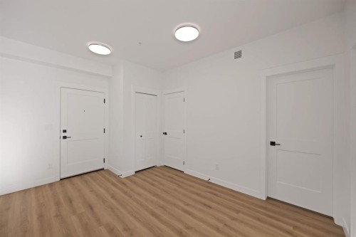 7322-1802 Mahagony Boulevard Se, Calgary, AB - Indoor Photo Showing Other Room