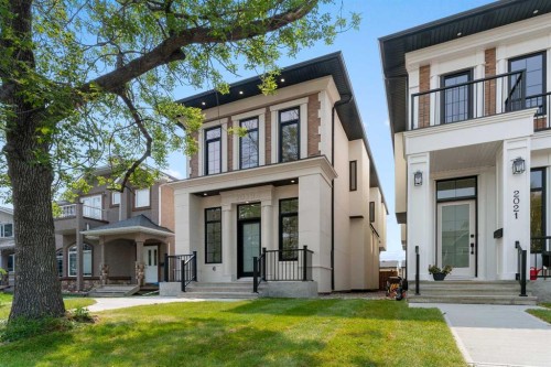 2019 6 Avenue Nw, Calgary, AB - Outdoor With Facade