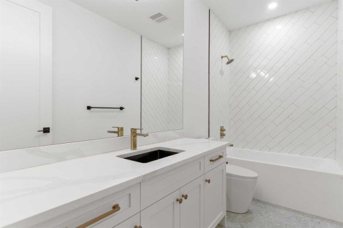 2019 6 Avenue Nw, Calgary, AB - Indoor