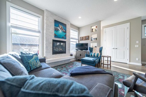 3524 41 Street Sw, Calgary, AB - Indoor Photo Showing Living Room With Fireplace