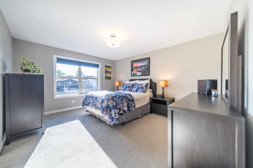 3524 41 Street Sw, Calgary, AB - Indoor Photo Showing Bedroom